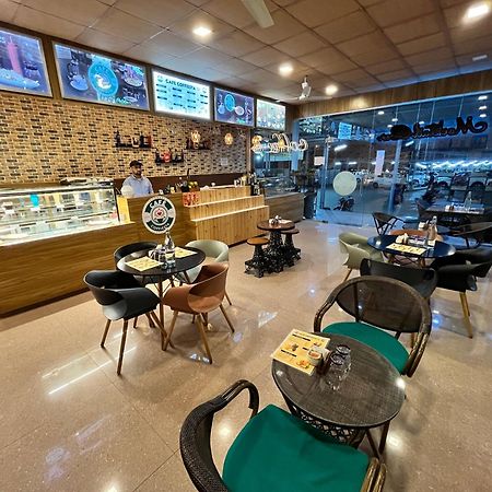 Hotel Grand Darshan Βαντοντάρα Εξωτερικό φωτογραφία
