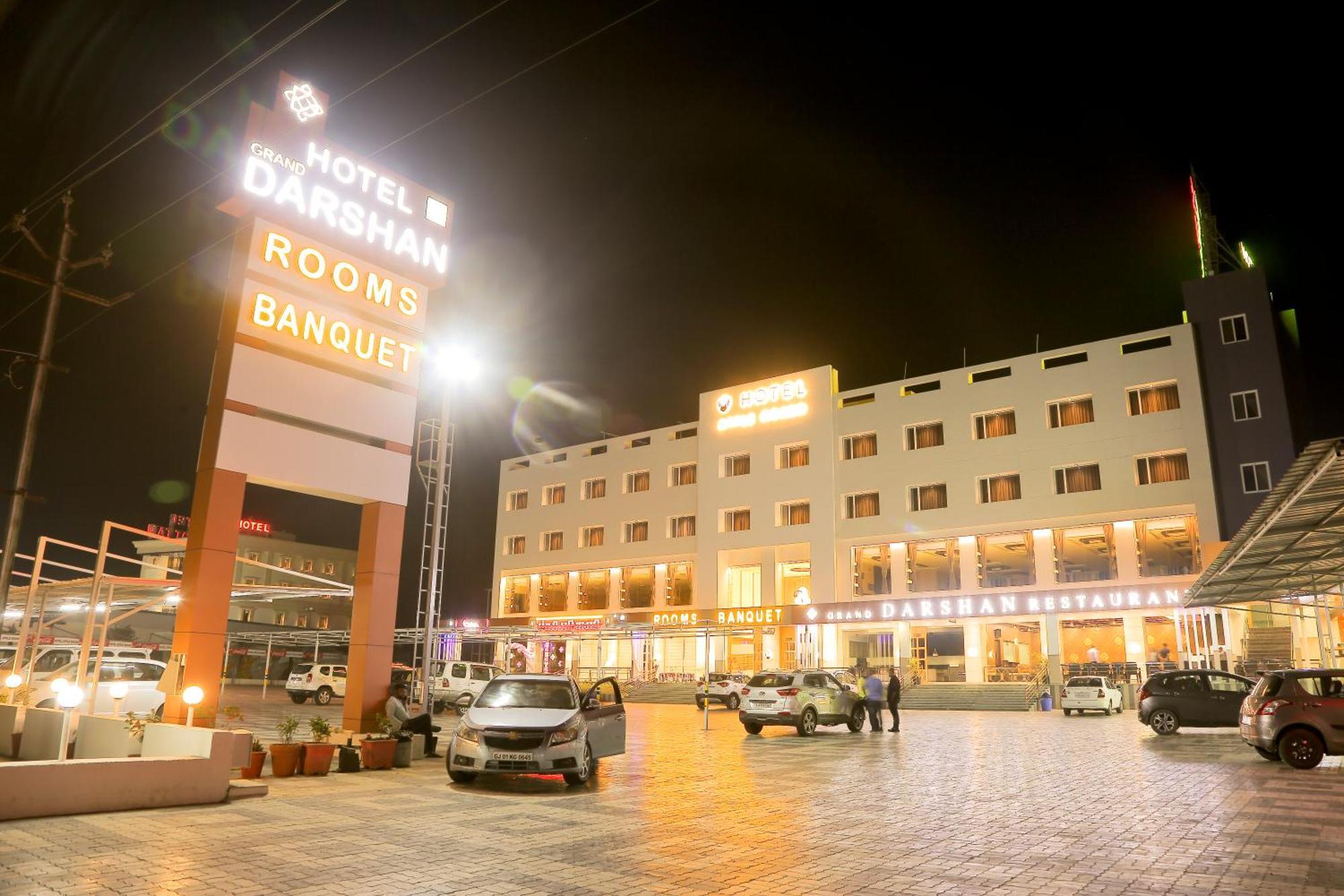 Hotel Grand Darshan Βαντοντάρα Εξωτερικό φωτογραφία